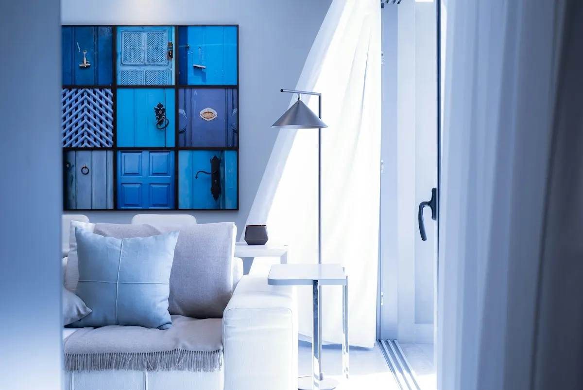 Living room with a floor lamp beside a curtain